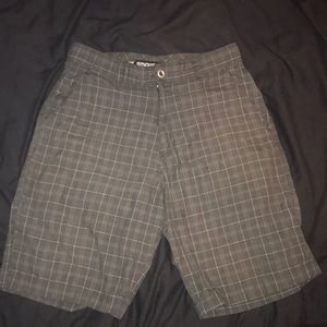 Casual billabong plaid shorts